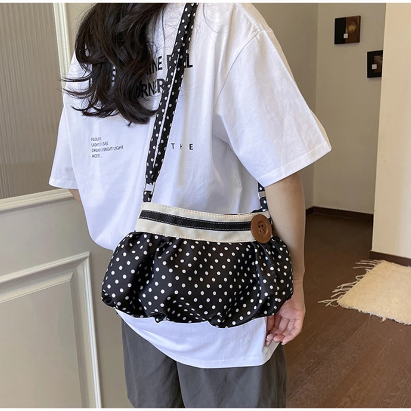 Koreanische Polka-Dot Plissierte Stern-Streifen Hobo Unterarm-Schultertasche, Süße Niedliche Damenhandtasche, Leichte Stoff-Freizeittasche für Frauen – Detail 31