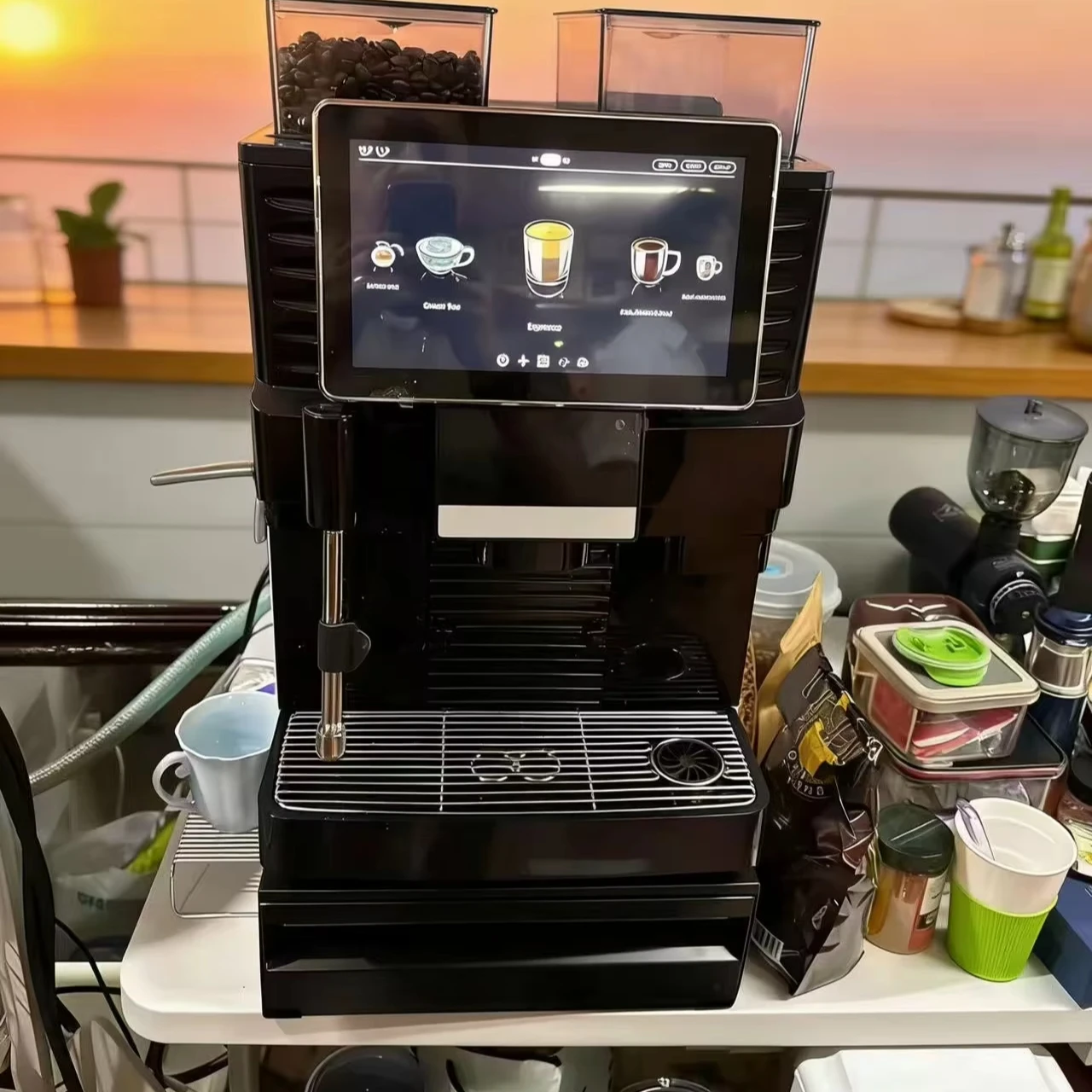Machine à café électrique entièrement automatique multifonctionnelle expresso, cappuccino, latte, chocolat chaud, machine à café commerciale