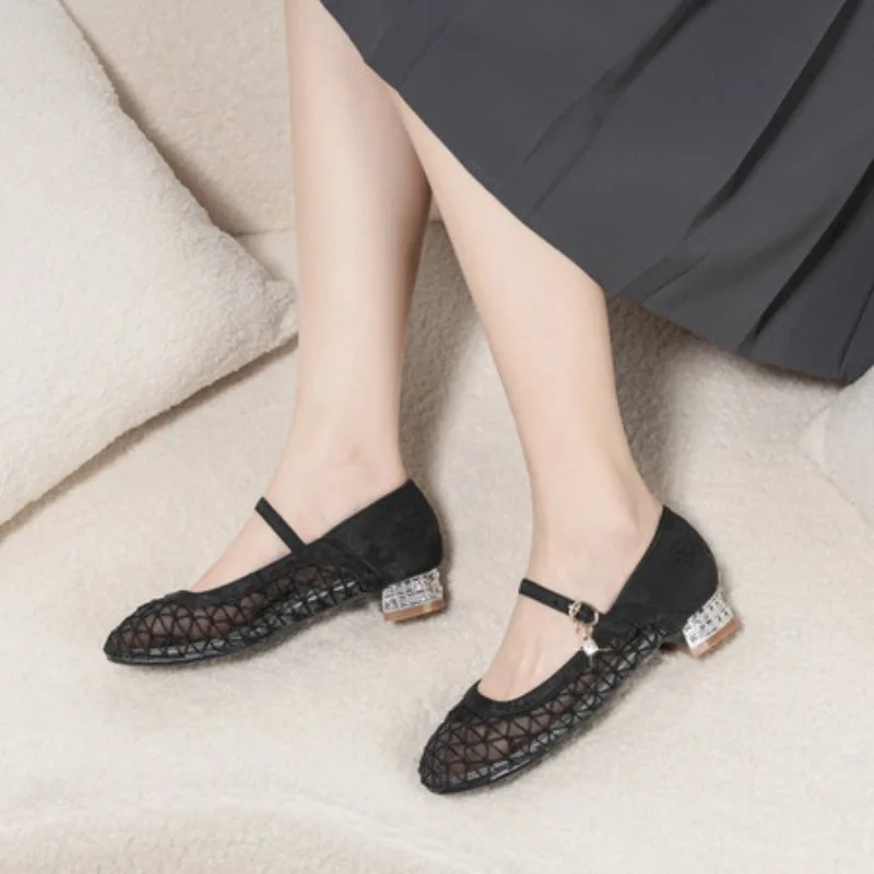 

New Commuter Hollowed-out Mary Jane Shoes, Thick-heeled Women's Shallow Mouth Single Shoes Mary Jane's 2025 Summer New Fashion