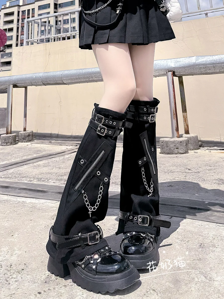 Y2K subcultura japonesa Original Otoño Invierno negro Punk Denim calentadores de piernas mujeres remache cadena acampanada pantorrilla calcetines