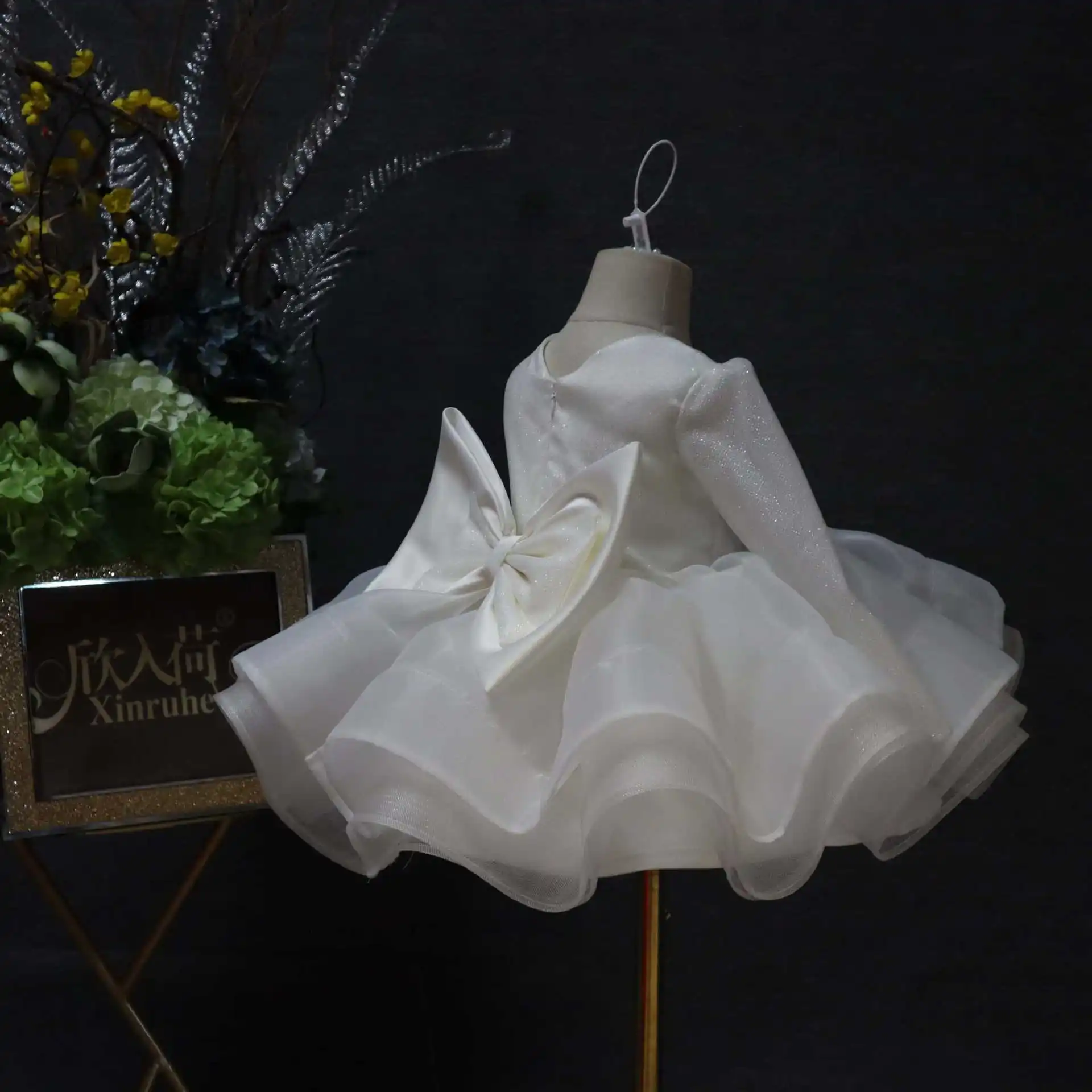 New Children Fashion Host Piano Performance Dress Girls Cute Bow Design Birthday Wedding Princess Gown g483