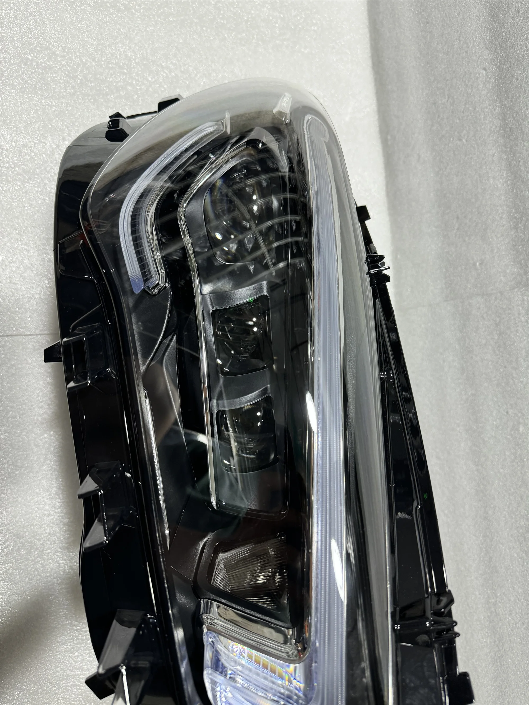 

High quality headlights suitable for Mercedes Benz CLA W118 LED matrix headlights 2020-2023 CLA45 W118 LED headlights