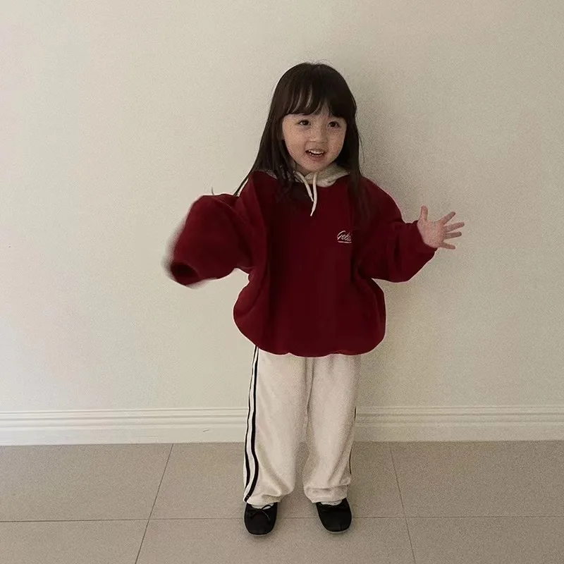 Korean Childrens Clothing 2024 Girls Autumn and Winter Clothing Korean Baby Thick Letter Red Hooded T-shirt