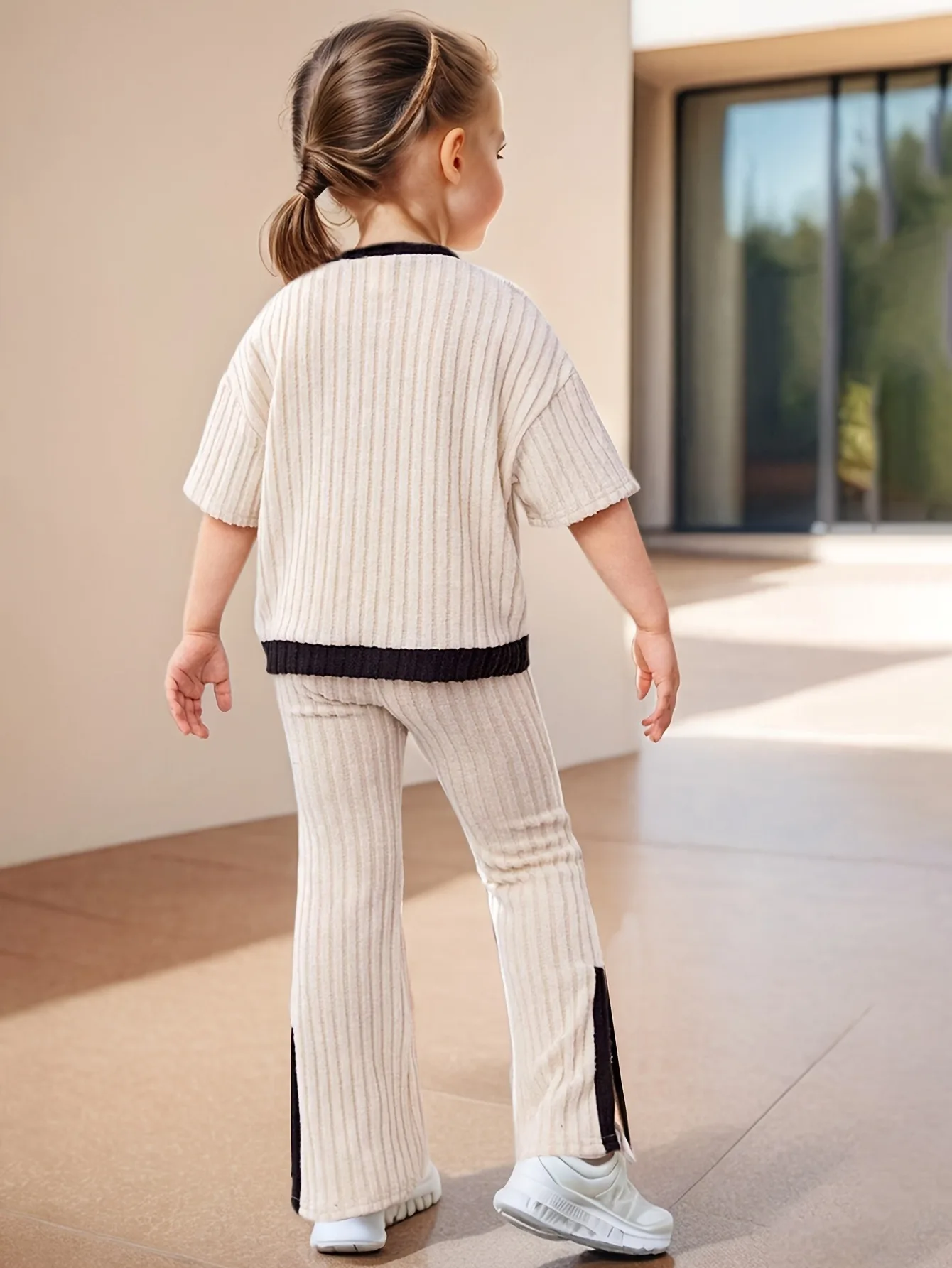 Trendy Girls 2Pcs Co-Ord, Waffle Rib Color Block Crew Neck Loose Tee & Elastic Waist Side Black Stripe Bootcut Trousers for Daily Wear