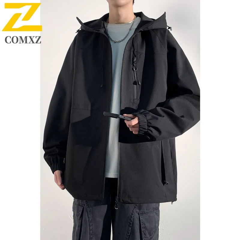 

COMXZ мужские куртки 2025, свободная ветрозащитная куртка с капюшоном для кемпинга, повседневные красивые легкие осенние пальто в корейском стиле