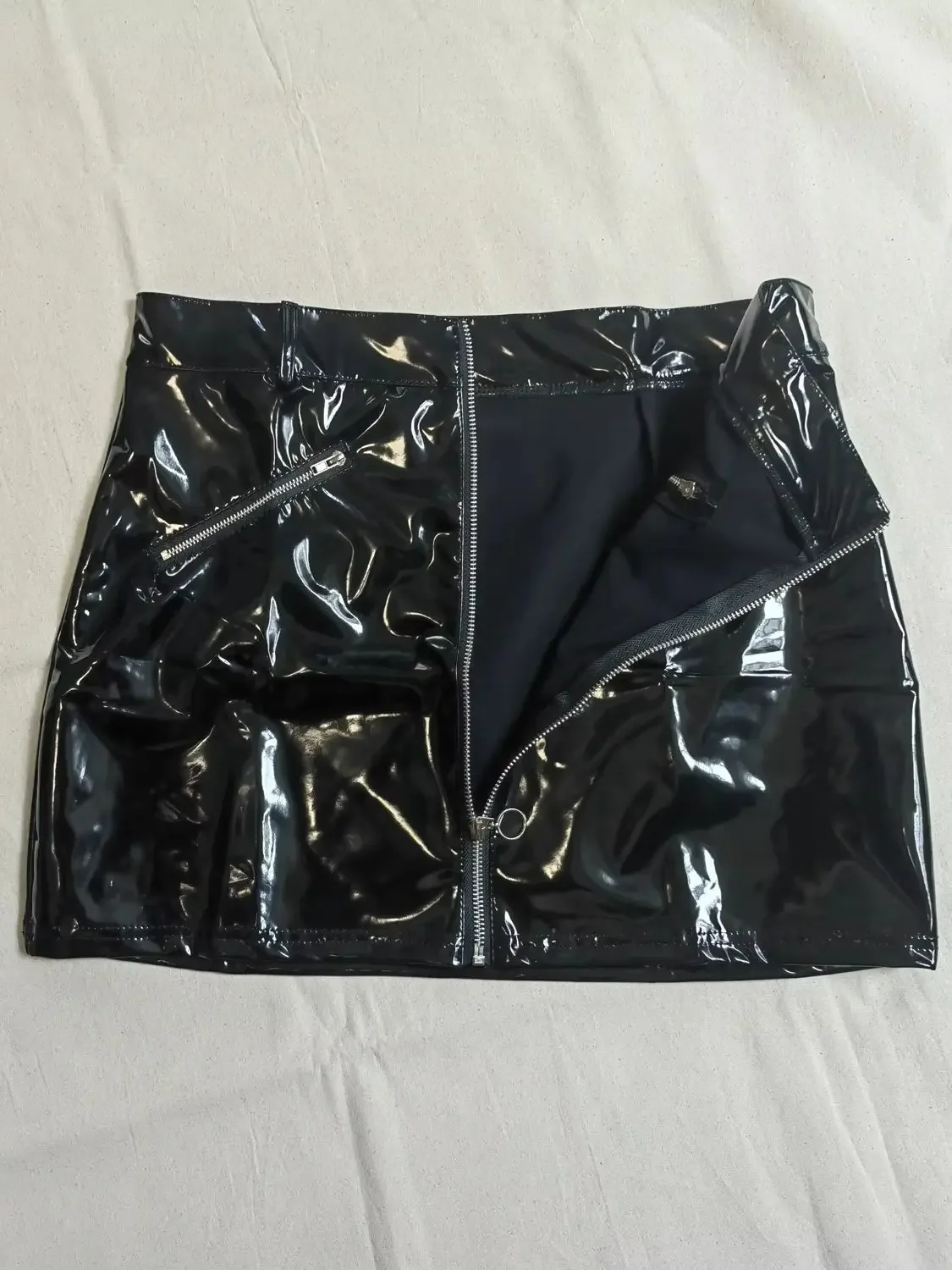Plus Size Women PU Skirt Wet Look PVC Pencil Skirt Shiny PU Leather Micro Mini Skirts Tights Package Hip Miniskirt Zipper