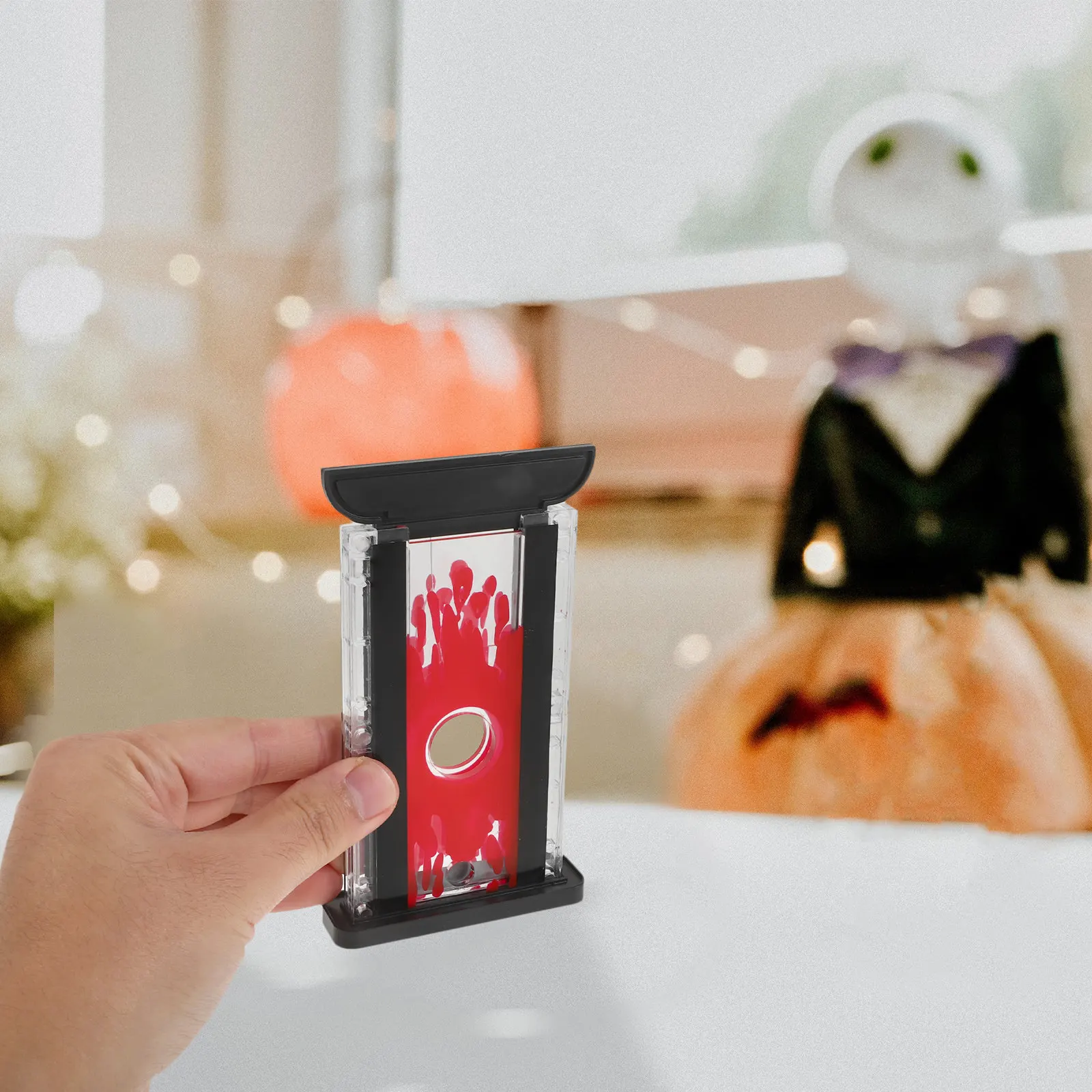 

Large Finger Chopper Trick Gimmick Prop Exquisite Craftsmanship Safe Design for Beginners Teenagers Party Stage Show