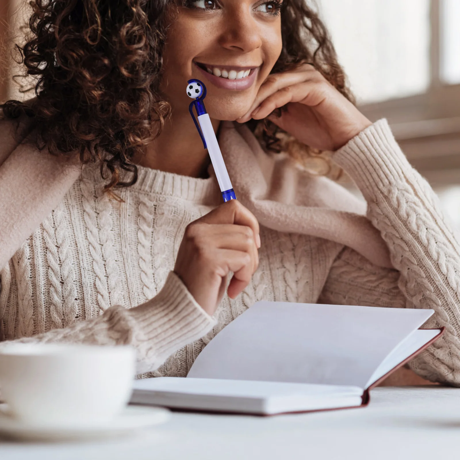 

18 шт. футбольная шариковая ручка креативный дизайн легкие портативные гладкие чернила футбольная вечеринка пользу рекламные ручки