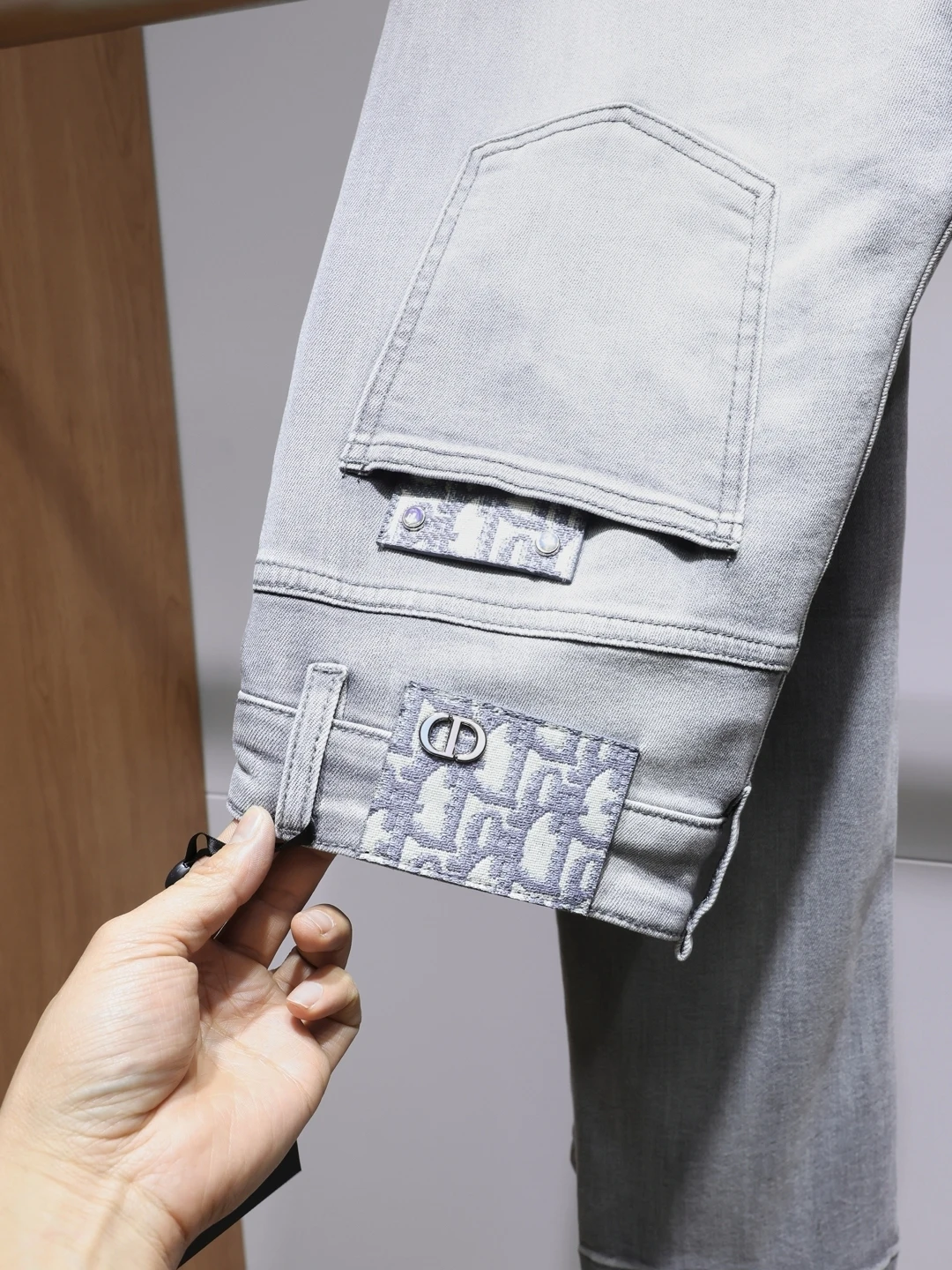 

Легкие люксовые весенние модные мужские джинсы Slim Fit, повседневные, высококачественные, стройнящие, трендовые, брендовые, удобные, дышащие, весенние.