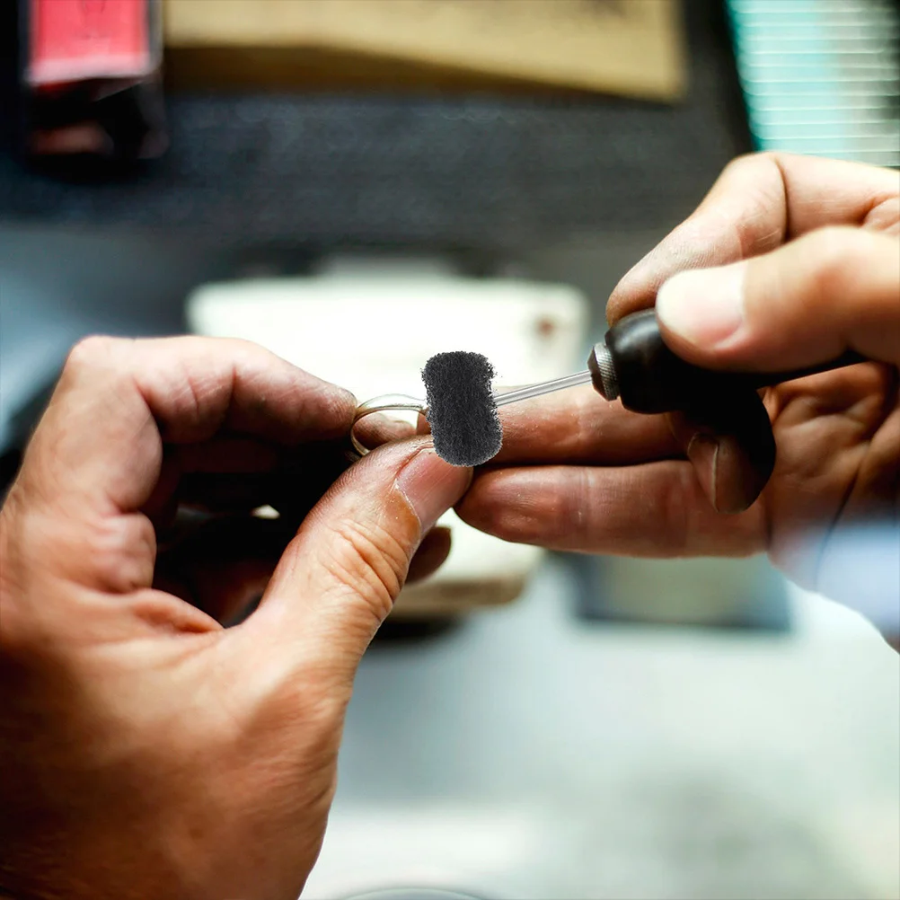 

20Pcs Scouring Pad Polishing Wheels Steel Buffing Wheel Drill Attachment Rotary Tool Accessories Metal Polishing Kit Efficient