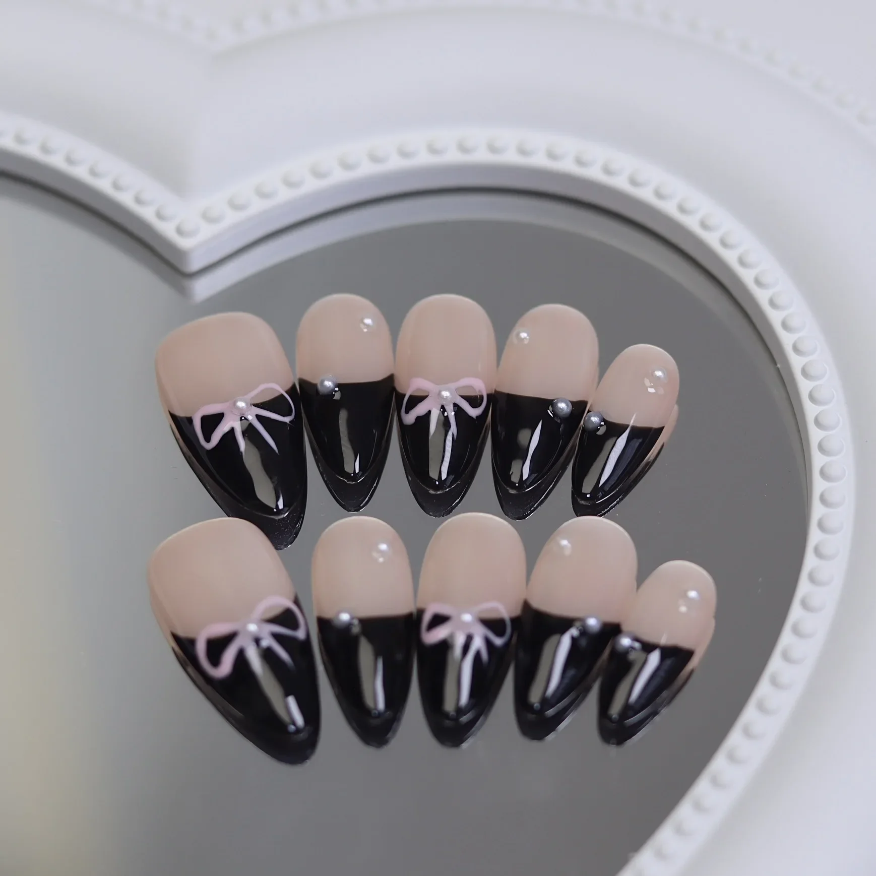10Pcs Almond Handmade Press On Nails Bowknot Fake Nail Full Cover Metallic Glitter Spice Girl French Design Manicure False Nails
