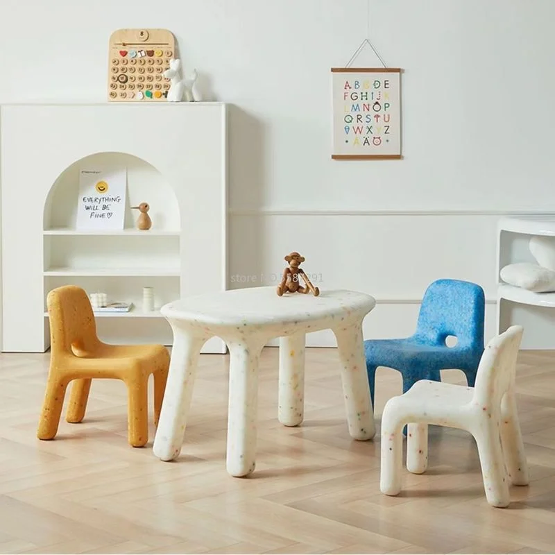 Silla nórdica con respaldo para niños, taburete bajo bonito para bebé, taburetes cambiantes para guardería, silla de plástico, muebles para bebé