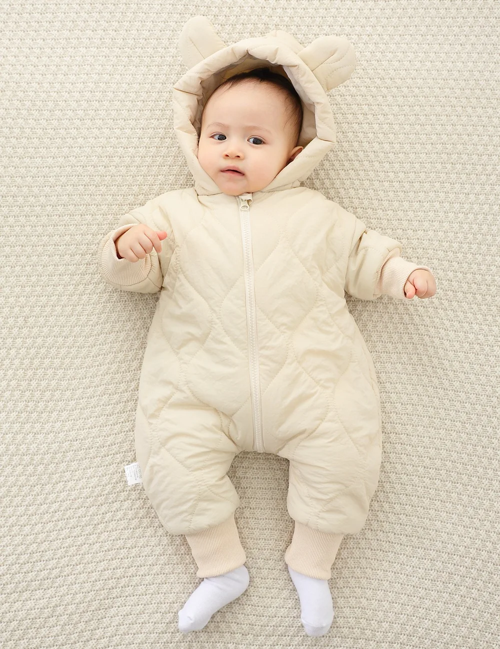 Newborn winter plush and thick cotton jacket Korean cartoon baby clothing baby jumpsuit 0-3 year old baby outdoor clothing