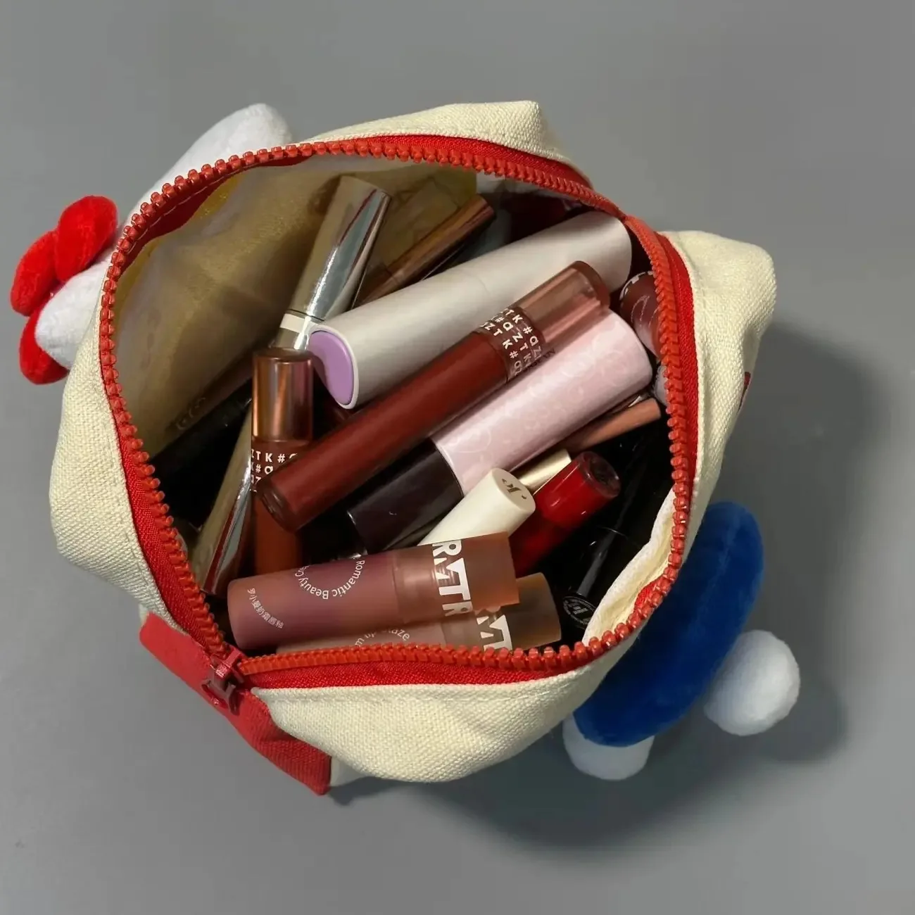 Borsa per il trucco del cuore della ragazza del fumetto del sacchetto di immagazzinaggio cosmetico del rossetto di alta bellezza giapponese Hello