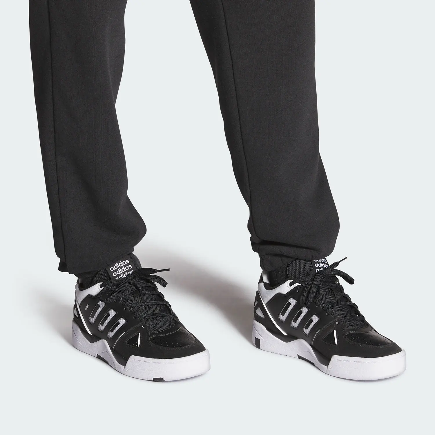 

Adidas оригинальные мужские мягкие, прочные, модные спортивные кроссовки MIDCITY IE4518