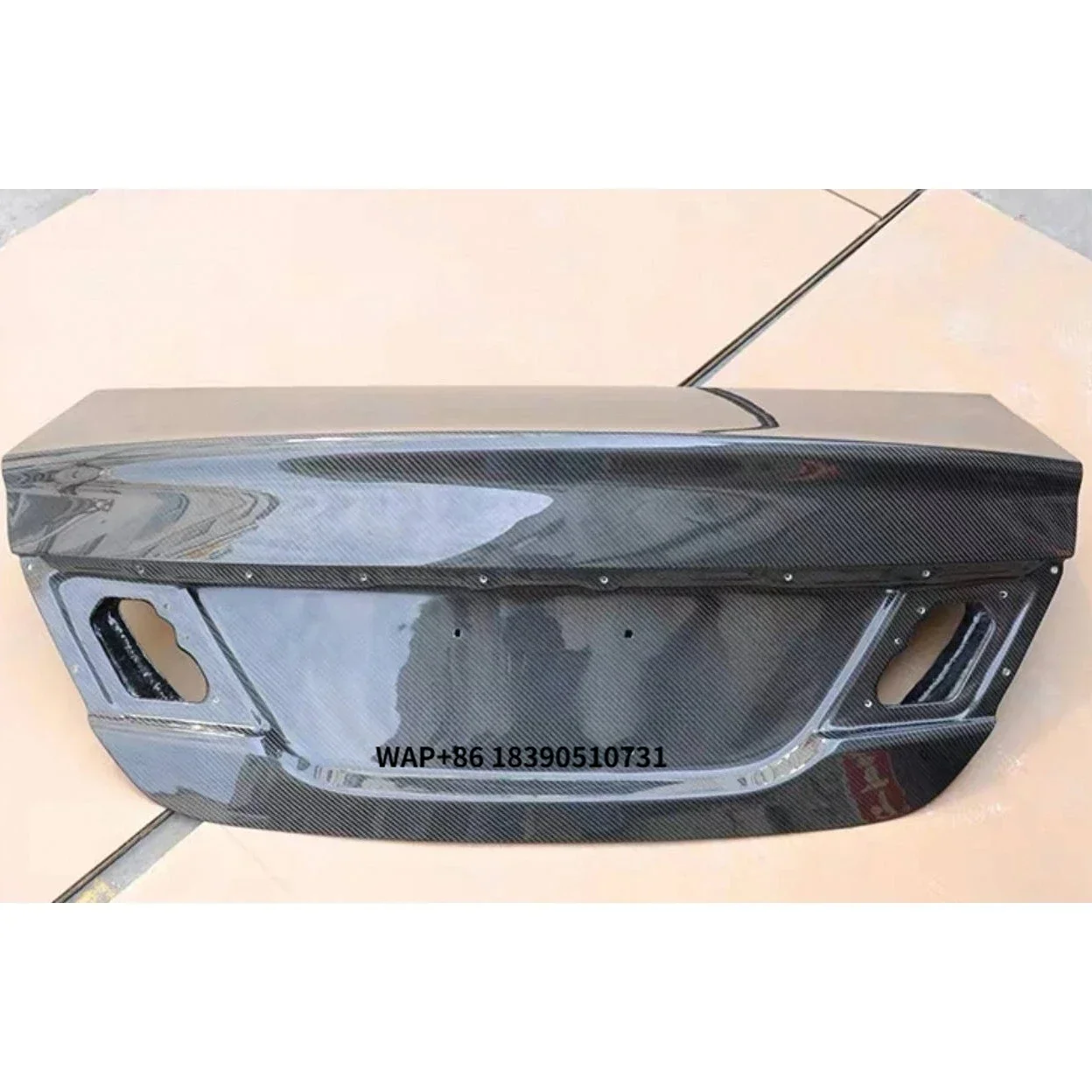 

OEM Style Carbon Fiber Trunk Lid for Si 9th Gen. 2011-2014