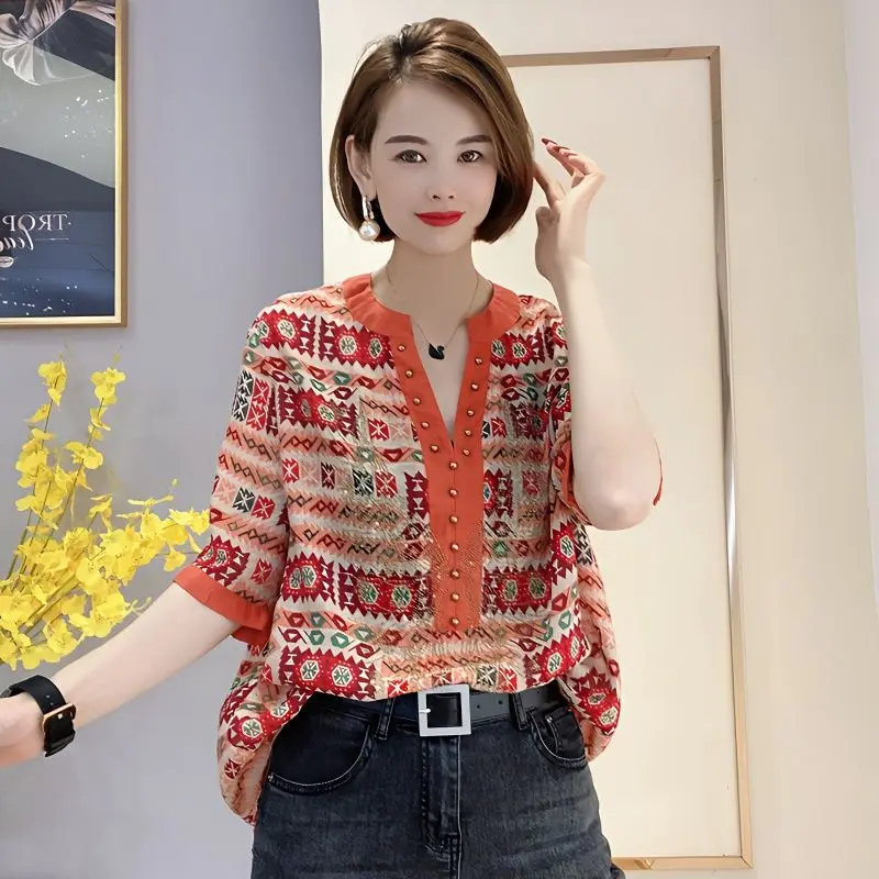 

Fashion Printing Loose Shirt Tops Summer New Short Sleeve V Neck Loose Plus Size Contrast Blouse Casual Vintage Women Clothing