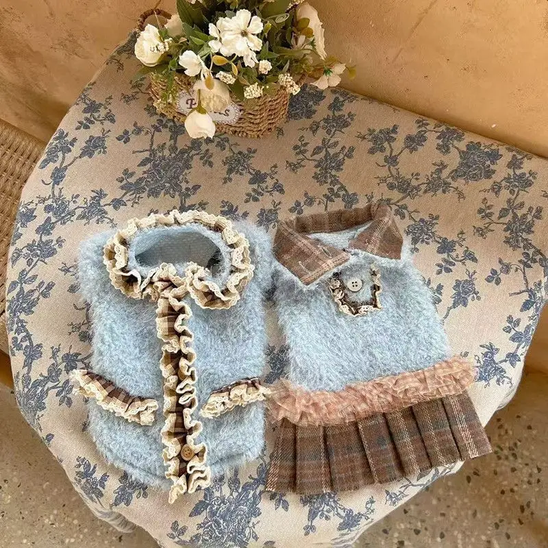 

Autumn and Winter Pet Sweaters Cute Couple Outfits Dog Plaid Dresses Teddy Warm and Cute Cat Jackets Puppy Clothes
