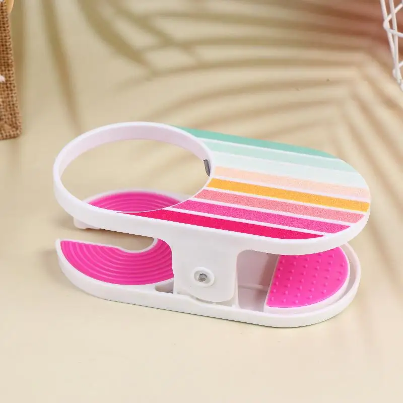 Rainbow Clip On Chair Armrest Cup Holder Portable Anti Slip Plastic Drink Holder Beach Chair Cup Holder For Beach Poolside Patio view 4