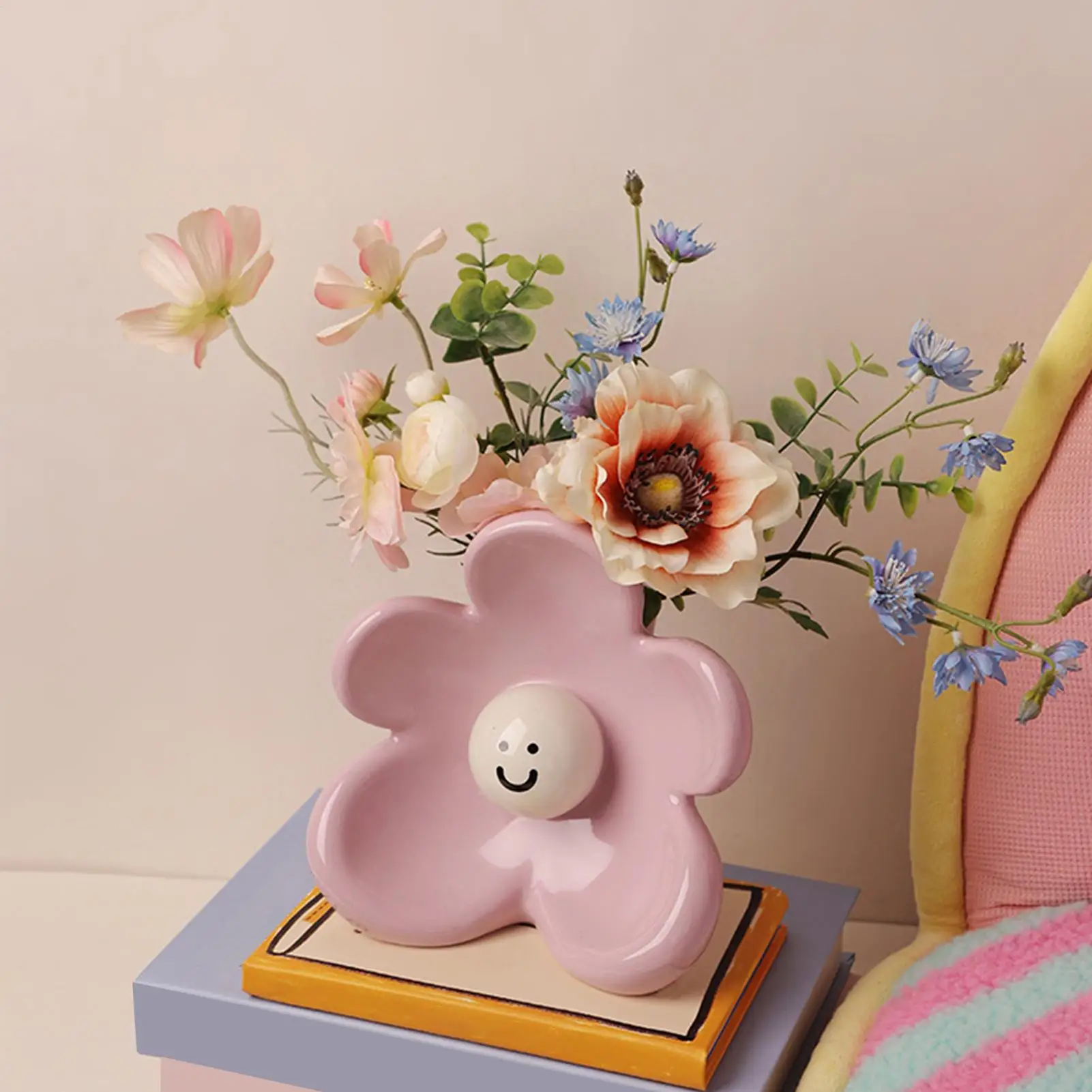 

Ваза для цветов с улыбкой, ваза для цветов, эстетическое причудливое украшение в форме цветка для гостиной, настольная полка, домашний декор стола