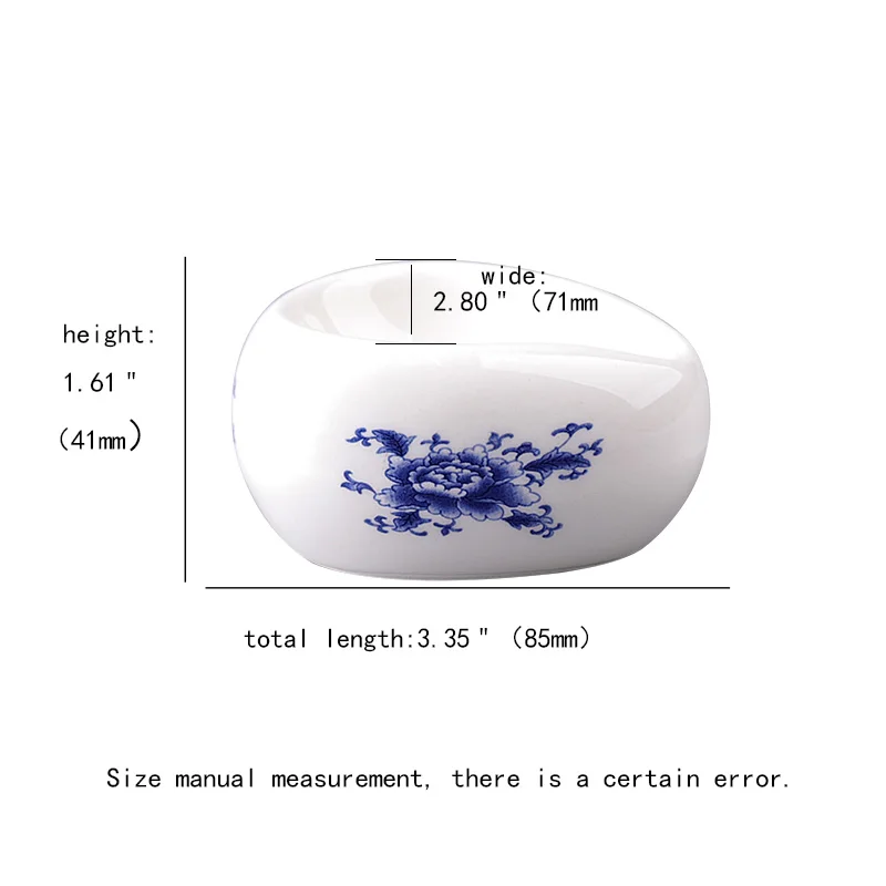 

2pcs Chinese style Blue and white porcelain supports ， tobacco pipe supports , ceramic pipe supports , tea table decorations,