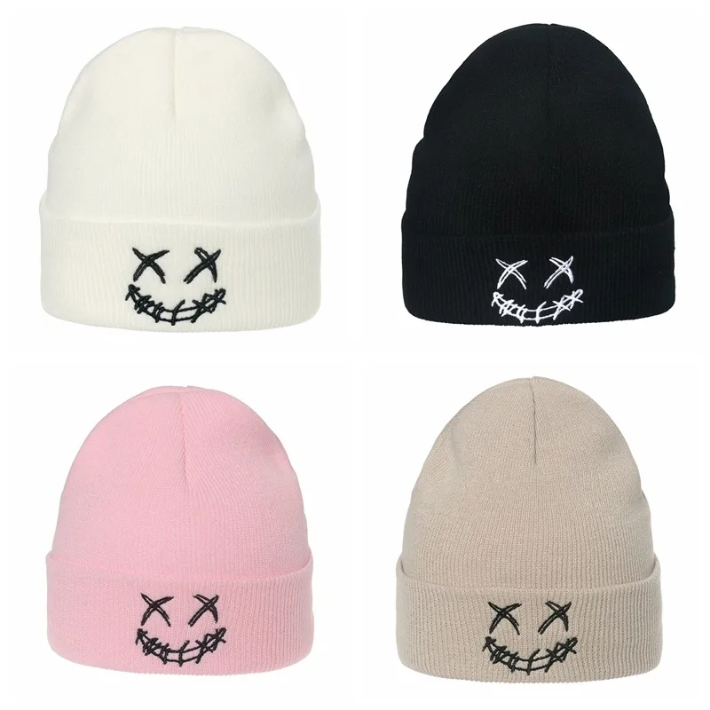 1pc Warm Knit Scary Face Beanie For Men & Women, Pull-On Hats, Winter Accessories Gift