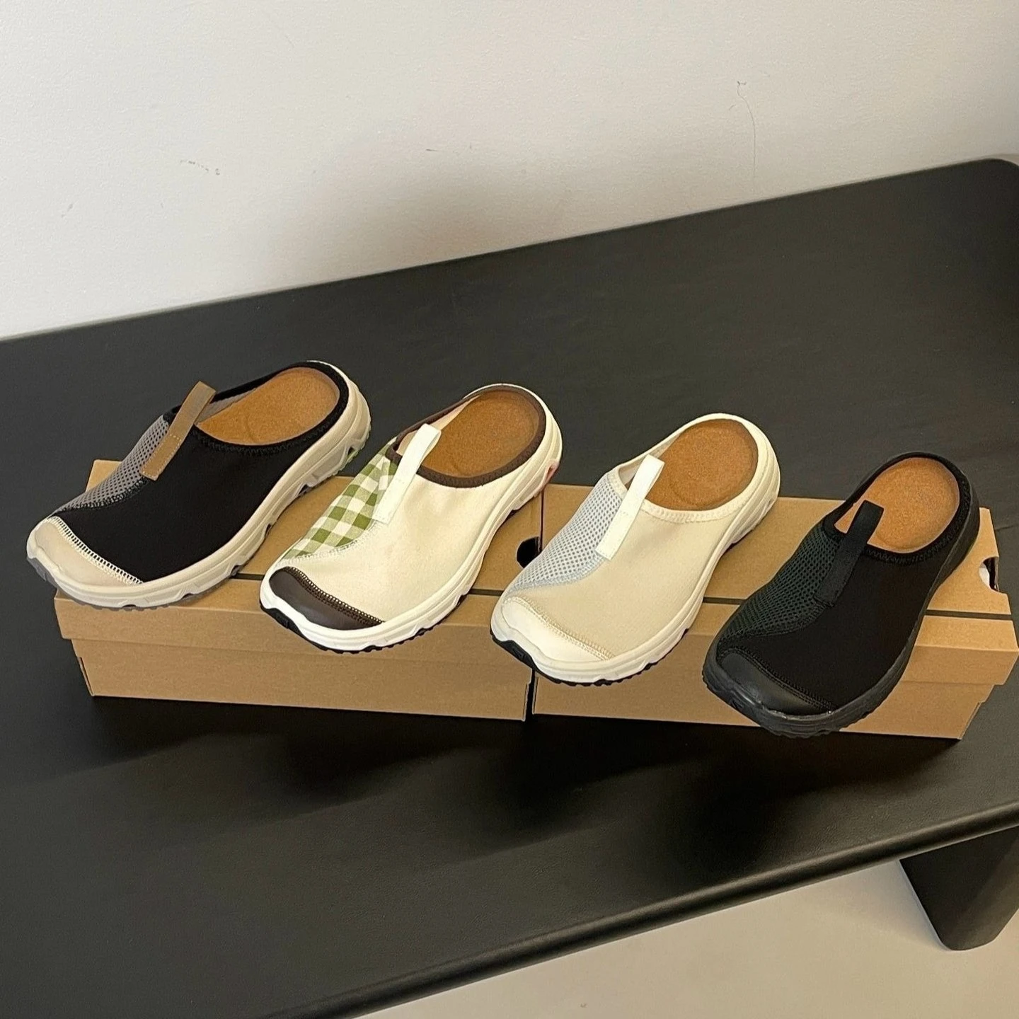 

2026 New Trendy Minimalist Unisex Mule Slippers Closed-Toe Breathable Mesh Slip-On Casual Shoes