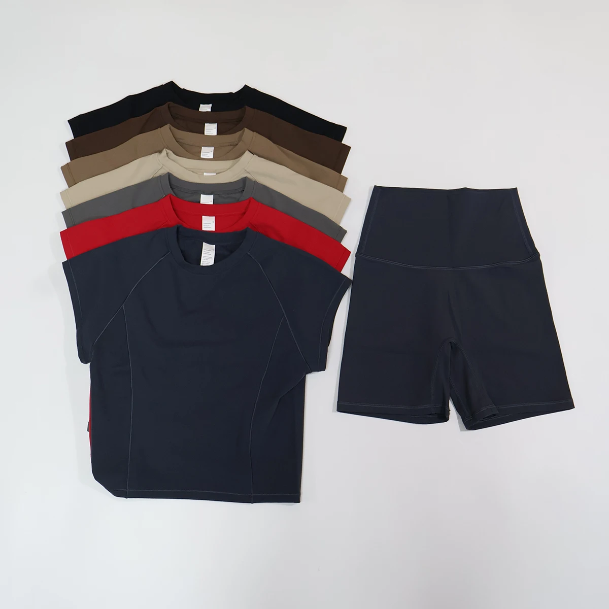 Sommer Damen Zweiteiliges Fitness-Set Kurzärmliges Schnelltrocknendes Yoga-Outfit für Outdoor-Laufsport Damen 2-Teiliges Sportset – Detail 17