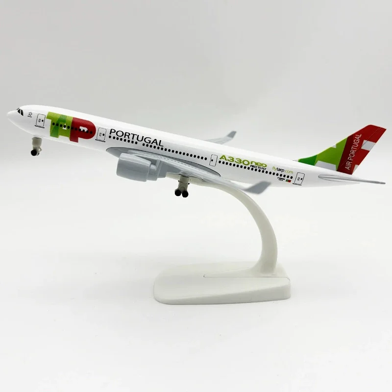 

Decoration Living Room 20cm Scale Portugal A330 Airline Model Plane Alloy Metal Die-Cast Airplane Collected Gift By Aviation