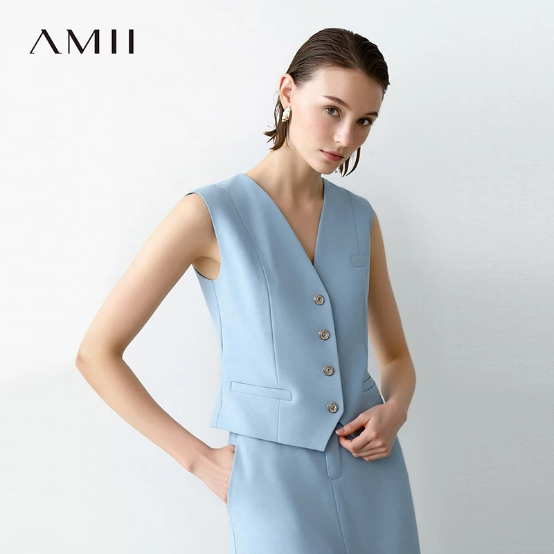

Женский жилет Amii 2026: Новинка Весны, городской стиль, V-образный вырез, без рукавов, с пряжкой, приталенный, укороченный, однотонный, универсальный топ 12621085