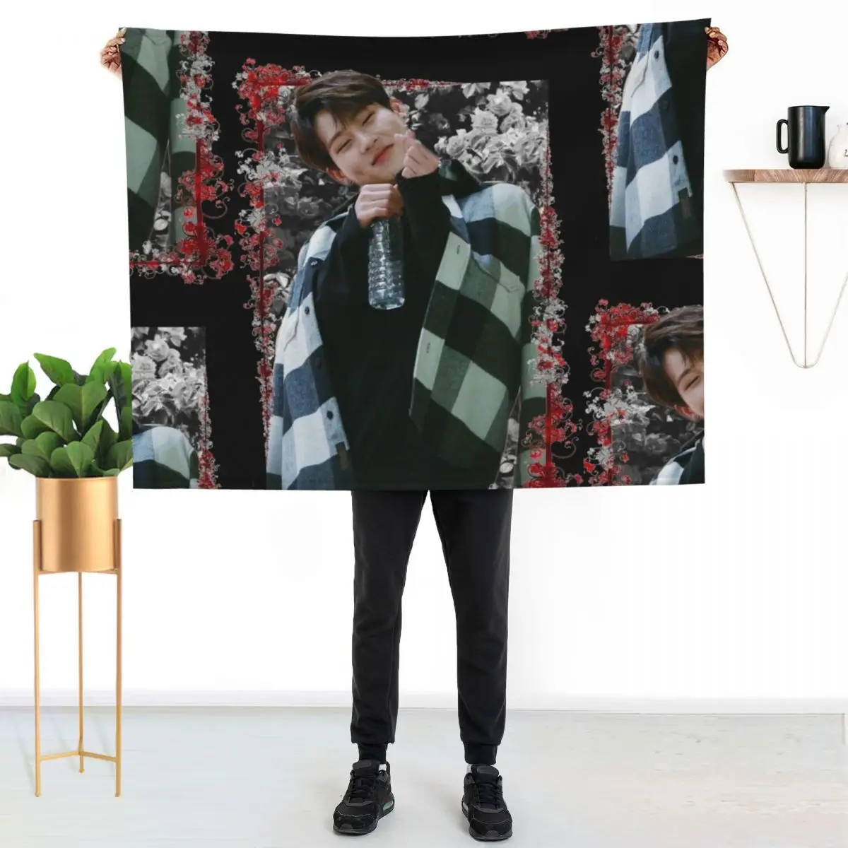 

Lee Jooheon MONSTA X Jooheon Korean Kpop Floral Design Throw Blanket Cozy Sofa Blanket for TV Watching Napping