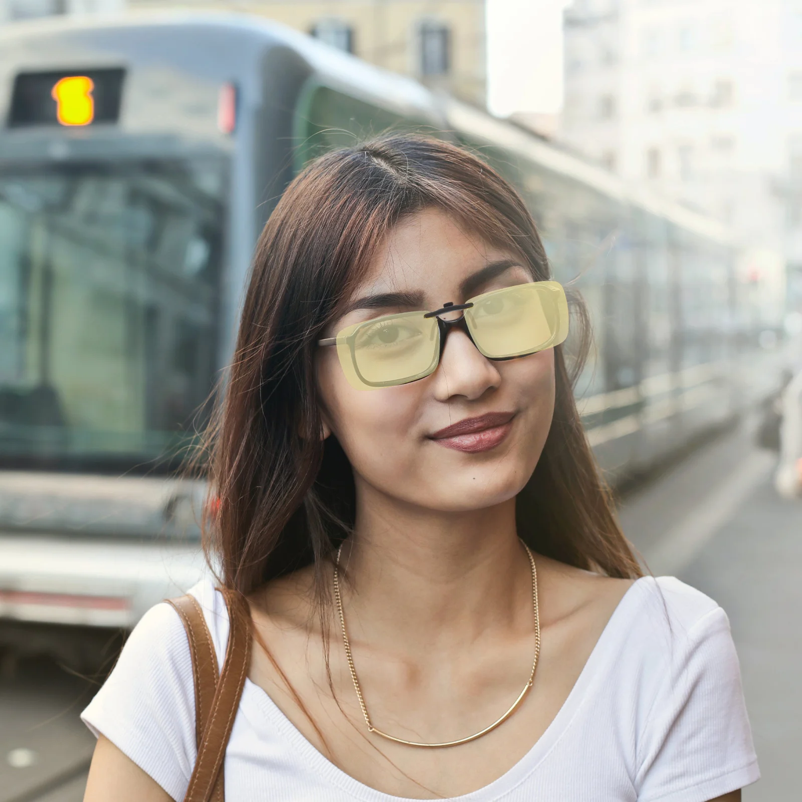 

1pc Light Clip-On Eyeglasses Unisex Clip-On Thin Lightweight Uv Protection Clip Style Glasses Accessories