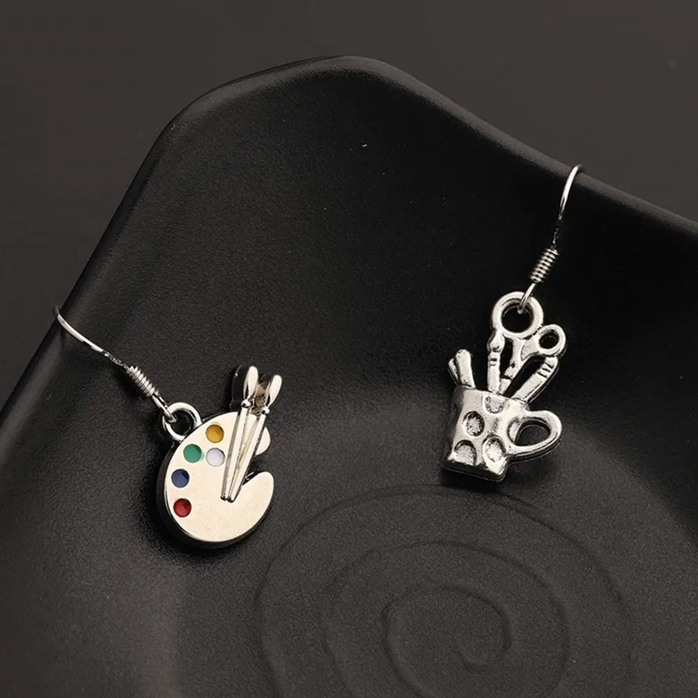 

2Pcs Artist Painter Earrings for Art Lovers Handmade Brush Pendant Drop Earrings Stylish Daily Wear Special Occasion Jewelry