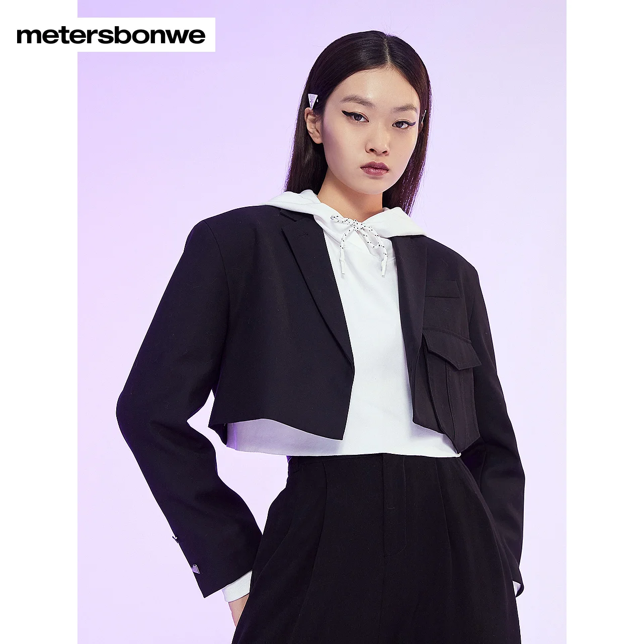 Metersbonwe-Women's Ultra-Short Silhouette Black Suit Front Chest Patch Pocket Love Button Jacket Sweet Cool Fashion Outerwear