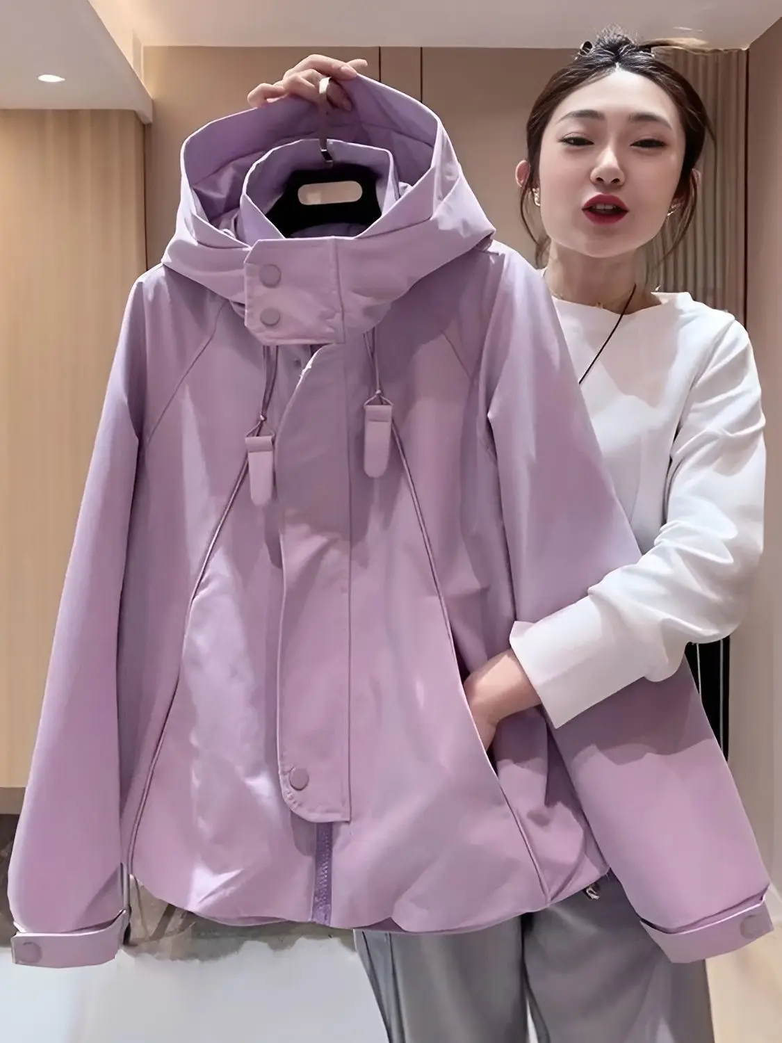 Spring and Autumn New Women's Windbreaker Jacket Loose Commuter Hoodie Oversized Windproof Jacket