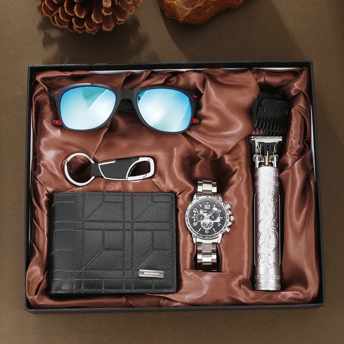 5PCS New Men\'s Watch Gift Box Set - Trendy and Versatile Business Steel Strip Quartz Watch, High Beauty Sunglasses, Hair Clipper