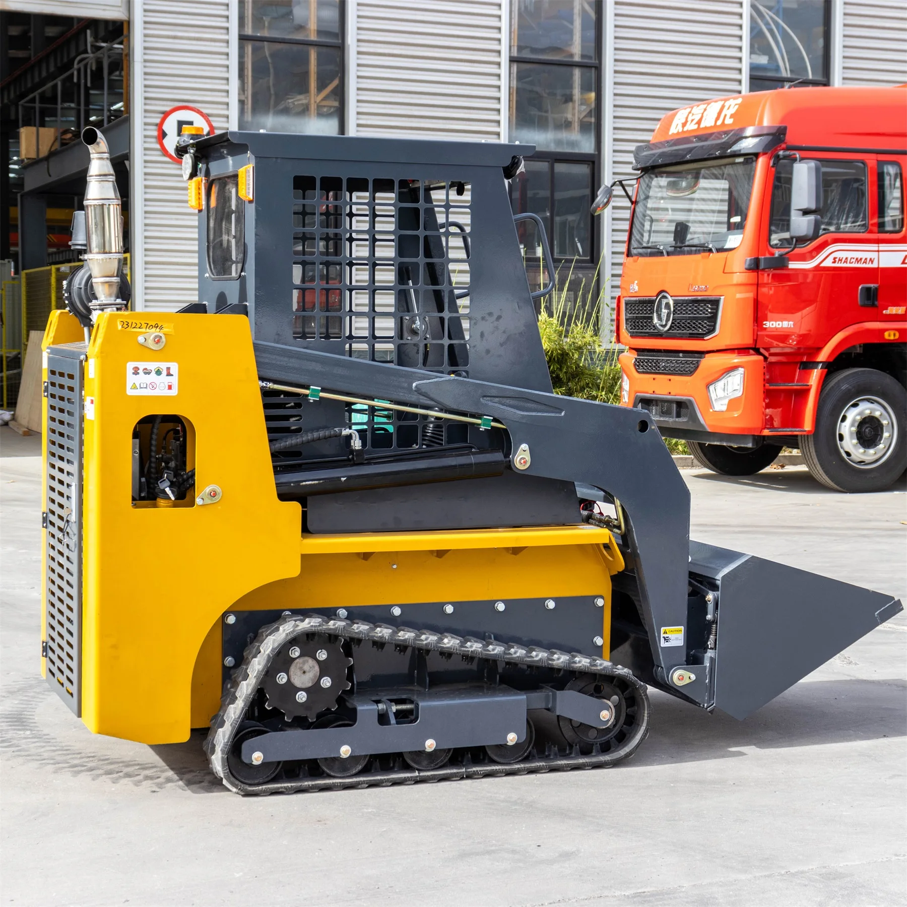 CE EPA Mini Loaders Chinese Wheel Skid Steer Loader Track With Trencher Concrete Mixer Pallet Fork