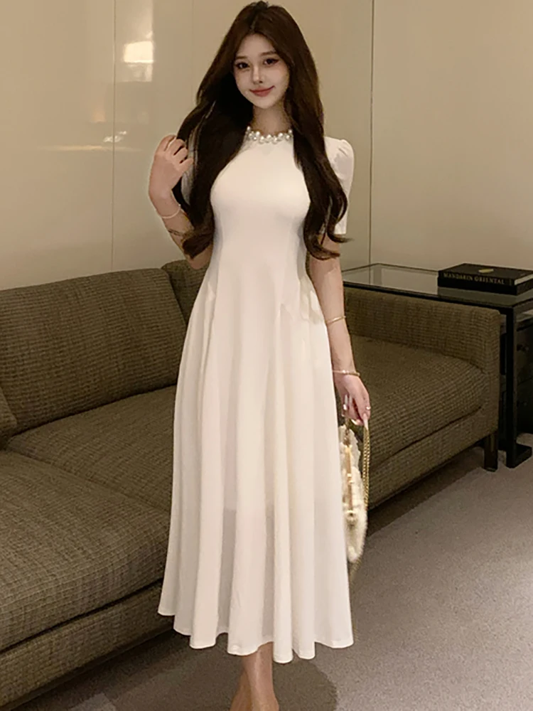 المرأة الكورية موضة أنيقة فاخرة تكدرت فستان طويل الصيف الأبيض Bodycon الديكور س الرقبة فستان 2025 مهرجان جديد مساء فستان #2