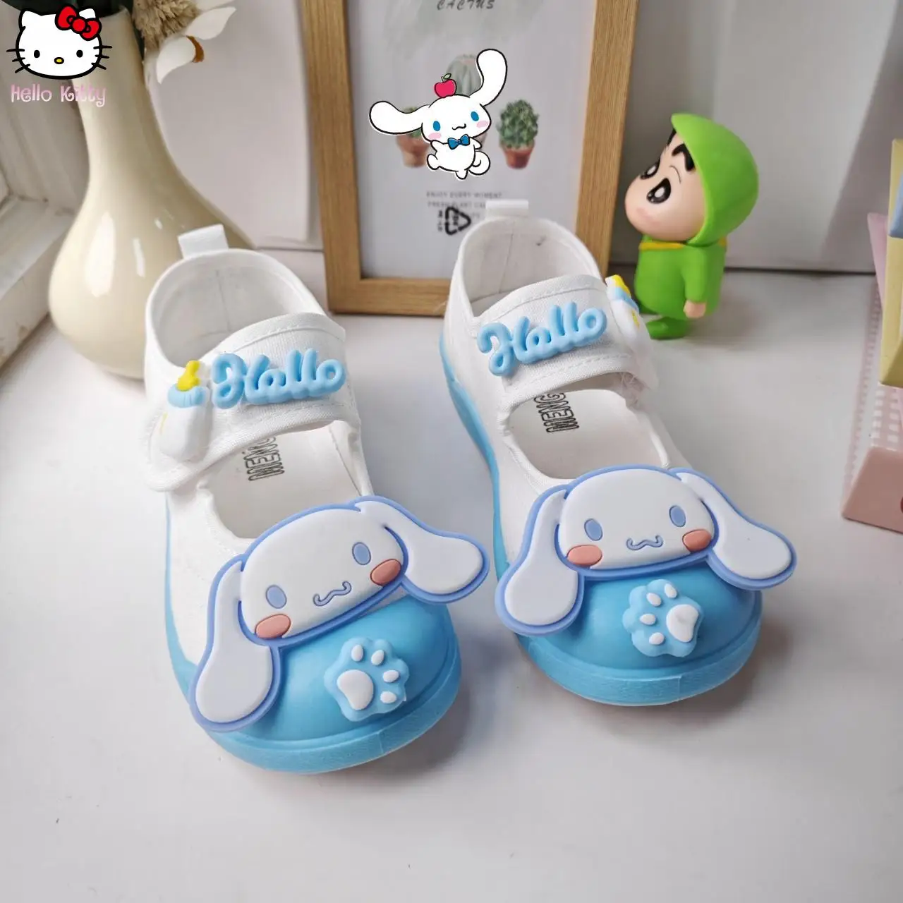

Sanrio Kid's Anime Canvas Shoes Cinnamoroll New Kawaii Fashionable Beach Shoes Girls' Lightweight Soft Soled Sports Casual Shoes
