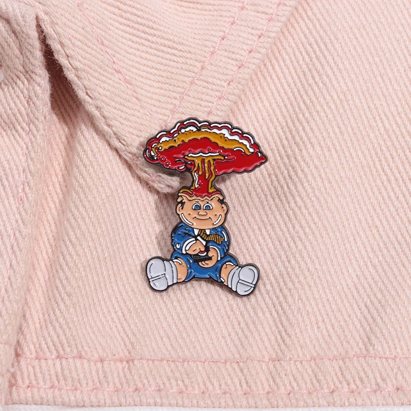 Niche Design Volcano Eruption Head Cartoon Little Boy Shape Quirky Wind Brooch Clothing Fixed Badge Gift For Friends