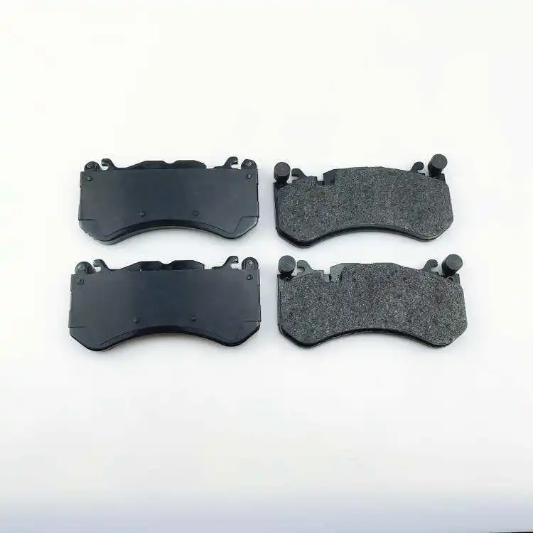 Front Brake Pads for Mercedes Benz 0054208920 0044209520 W204 W212 C63 AMG E63AMG