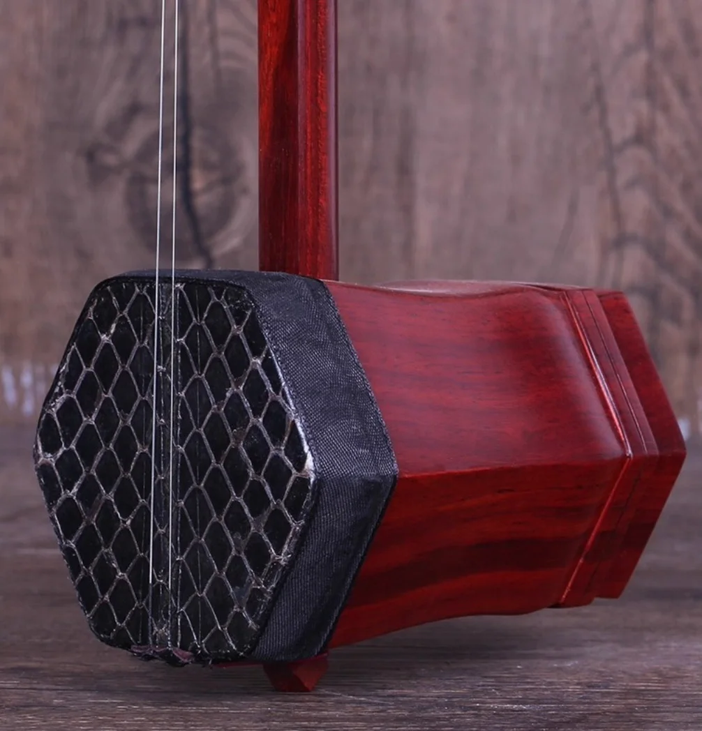 

Джин-эрху — китайские струнные музыкальные инструменты