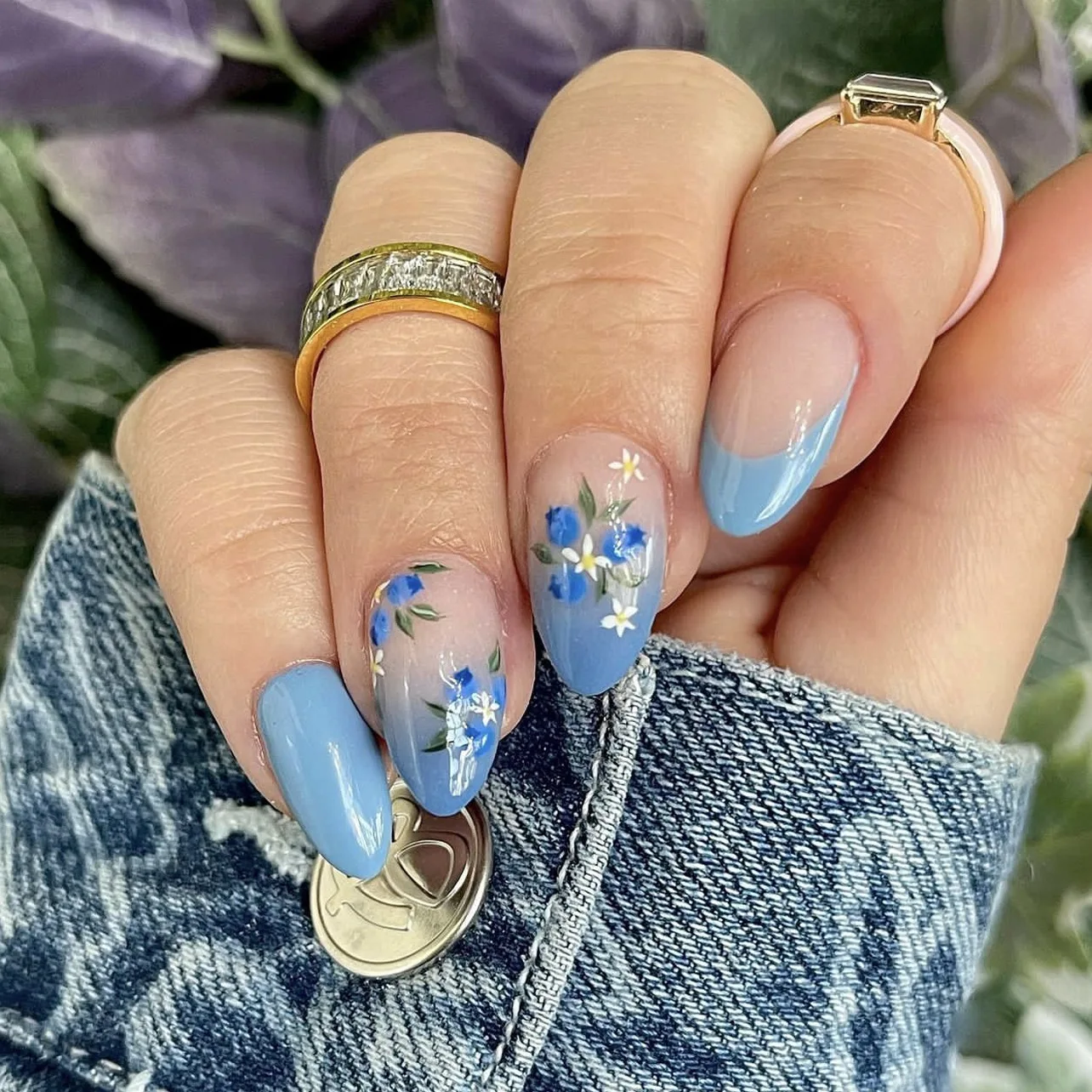24 Stück Romantische Y2k Stern Press On Nails Farbverlauf Blau Französischer Stil Gold Mond Designs Fake Nail Süße Mandel Falsche Nägel für Frauen