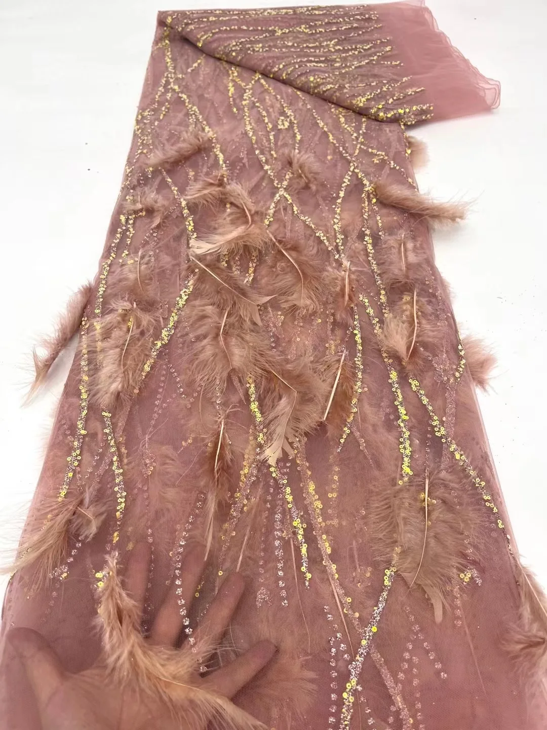 

2023 French High Quality Luxury Sequins Tulle Lace Fabric African Heavy Handmade Beads Embroidery Lace For Bridal Wedding Dress
