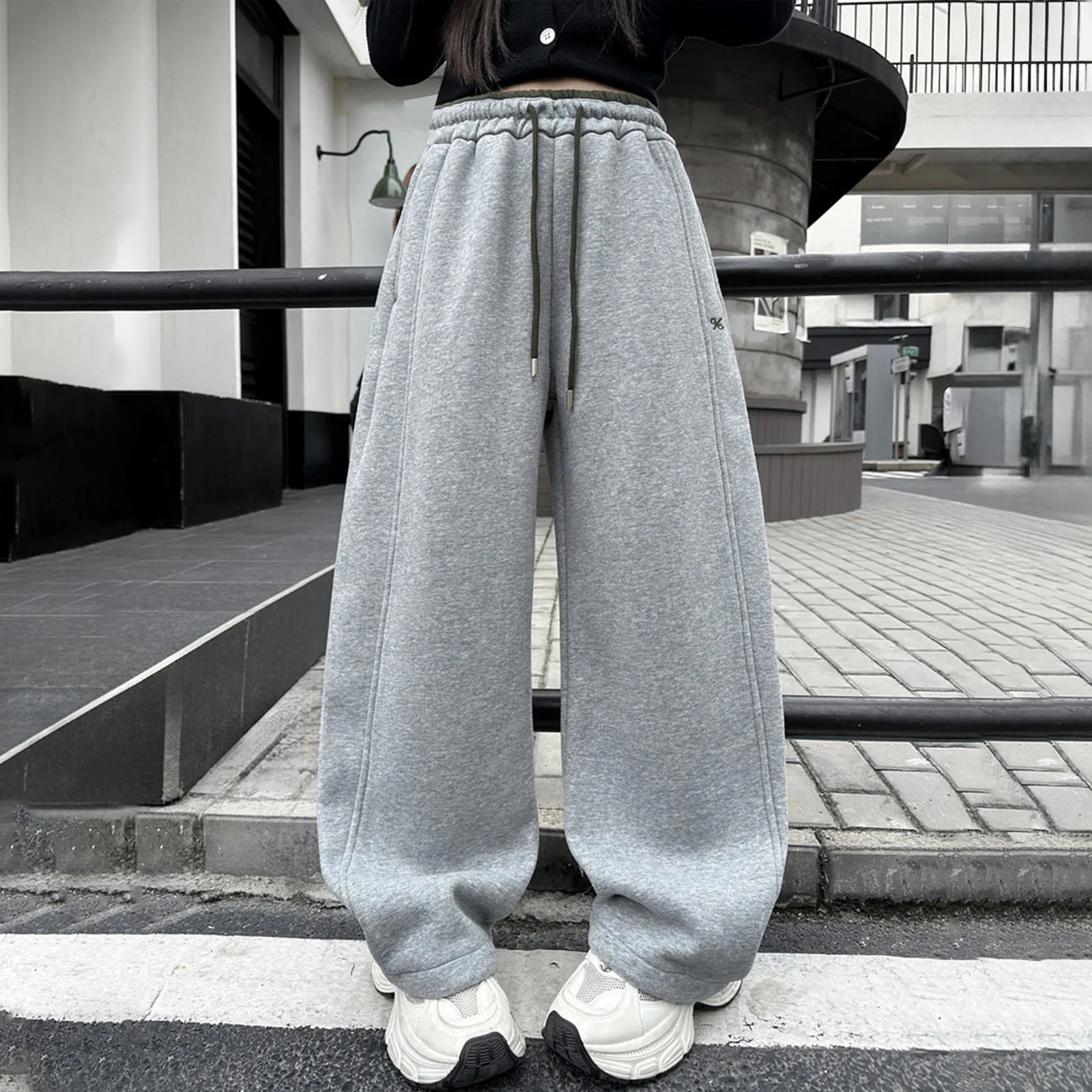 

Premature Pants Boys And Girls Letter Embroidered Casual Pants Fleece Lined Wide Leg Slimming And Sporty Tennis Pants Girls