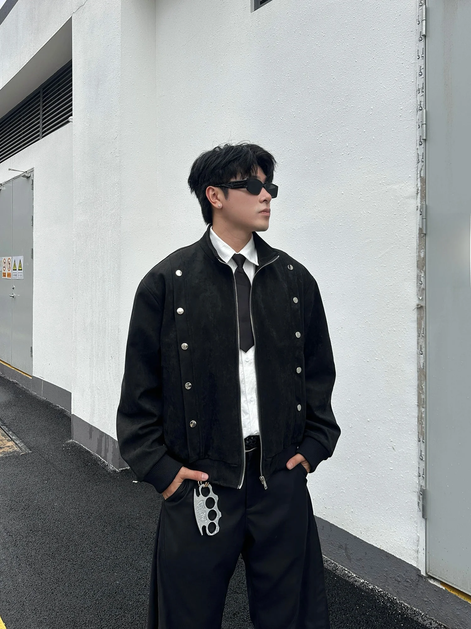 

Свободная замшевая куртка-пилот с заклепками для мужчин и женщин, в бейсбольном стиле, с множеством карманов, повседневная верхняя одежда