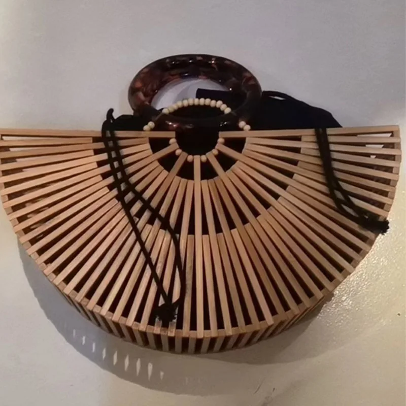 

Летняя новая мода в древнем стиле, креативная бамбуковая тканая сумка ручной работы, многофункциональная бамбуковая полая полукруглая портативная пляжная сумка