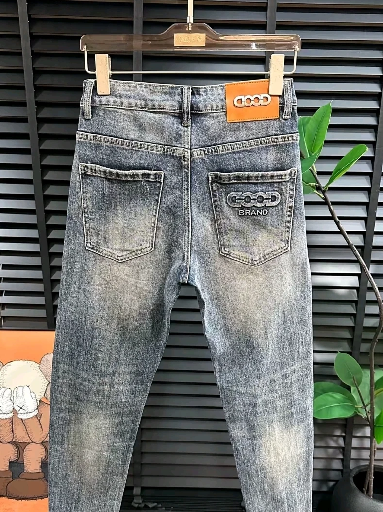 

Стильные новые мужские джинсы, модные, универсальные, высококачественные, трендовые, красивые, легкие, роскошные, удобные, для весеннего сезона.
