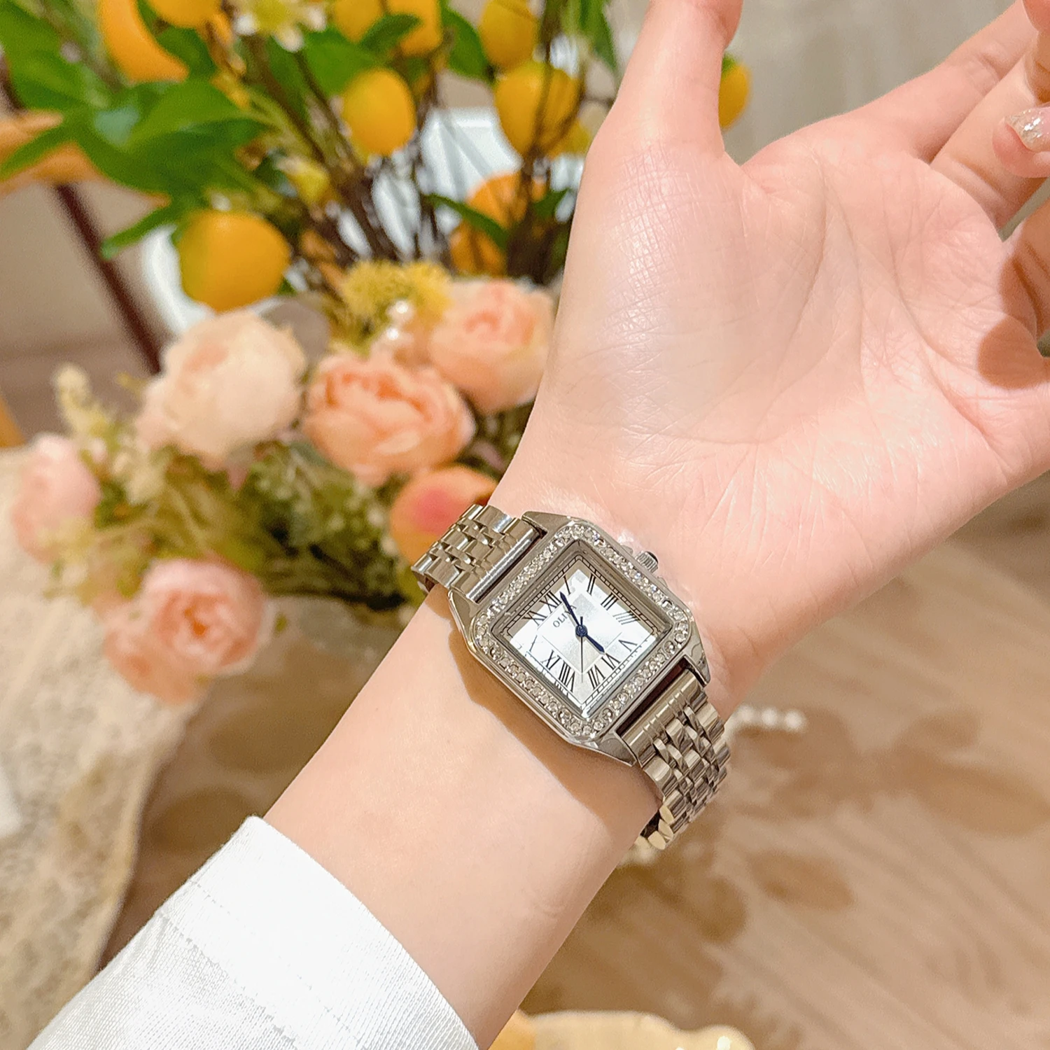 New Style Full Diamond Women's Watch Luxury Brand Stainless Steel Women's Business Watch Quartz Watch Gift for Female Students