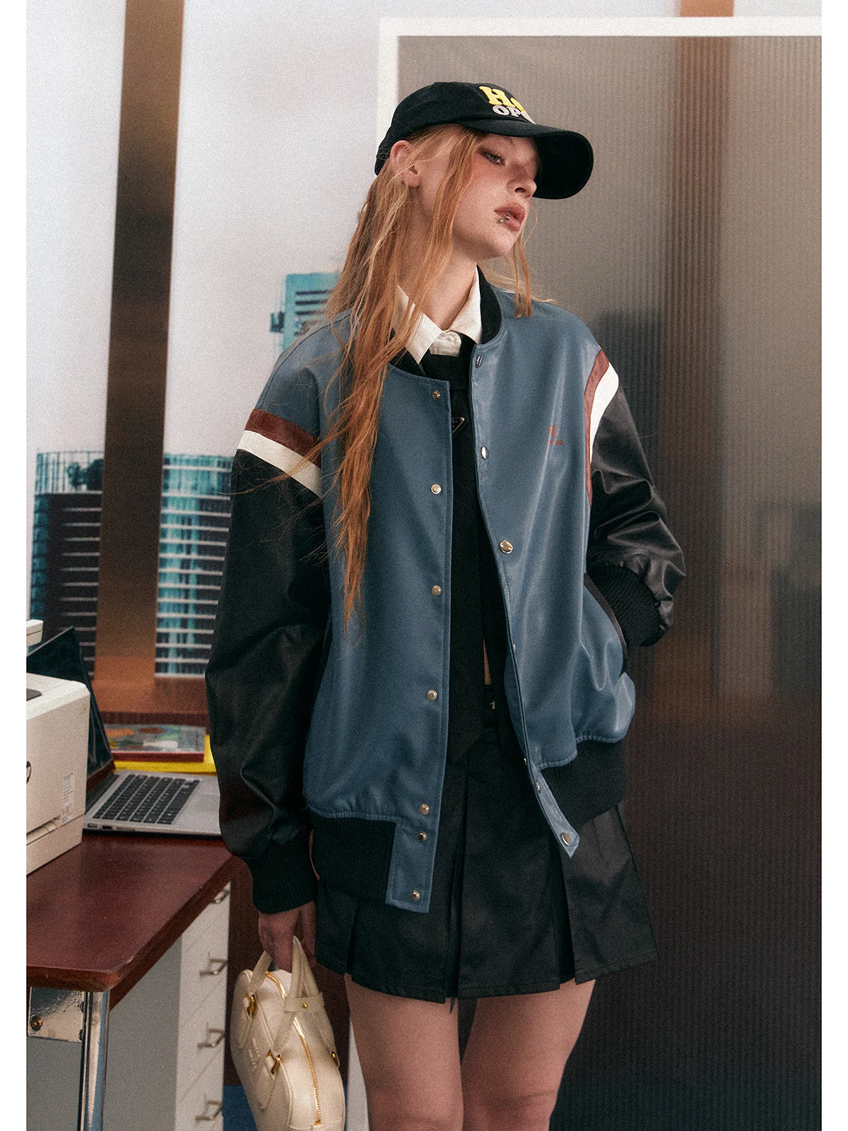 

EZEK American Retro Spicy Girl Baseball Jaet Women's Loose Motorcycle Jaet Outerwear Color Blo Design Street Sle PU L...
